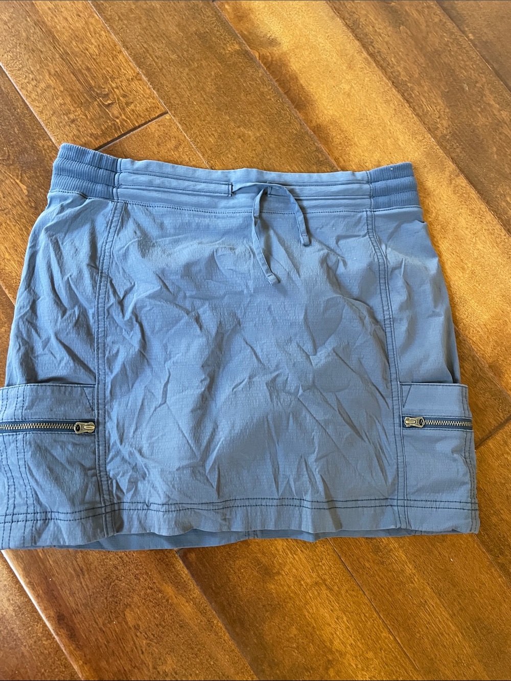 Athleta Cargo Skort with Zipper Pockets